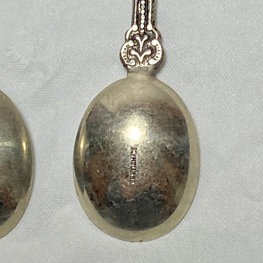 Water Bearers Souvenir Spoons 3 3/8